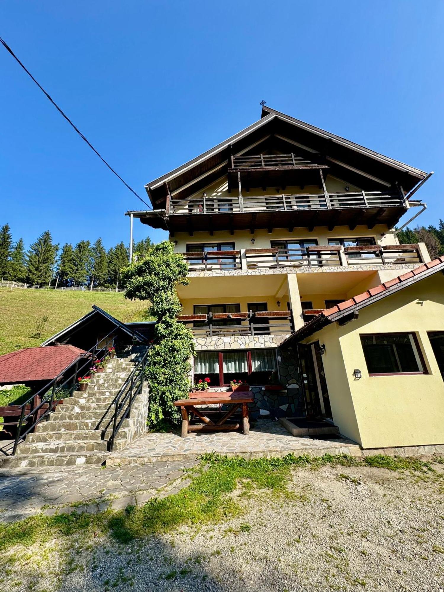 Craiasa 2 Hotel Моечу де Жос Екстериор снимка
